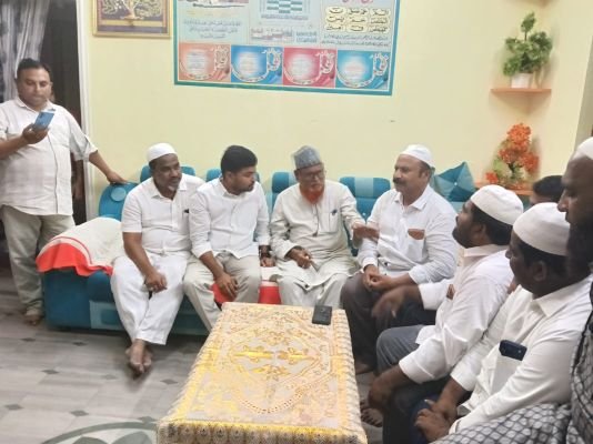 వైసీపీ మేయర్ అభ్యర్థి రమేష్ గౌడ్ మైనార్టీలతో ఆత్మీయ సమావేశం