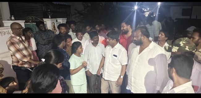 అగ్నిప్రమాద బాధితులను పరామర్శించిన ఎమ్యెల్యే ఉగ్ర నరసింహారెడ్డి 