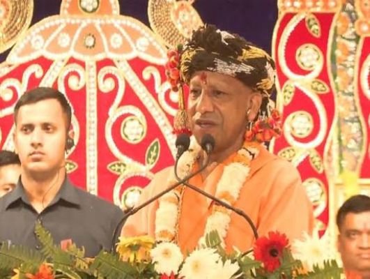  కాలనేమి కూడా రాముడి నామాన్ని జపించేవాడు: అయోధ్యపై విపక్షాల దుష్ప్రచారంపై యూపీ సీఎం యోగి ఆదిత్యనాథ్ తీవ్ర వ్యాఖ్యలు!