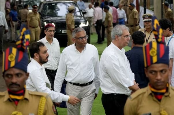 టాటా గ్రూప్‌లో యాజమాన్య పోరు