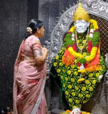 శిరిడి సాయిబాబాను దర్శించుకున్న రాష్ట్ర చైర్మన్