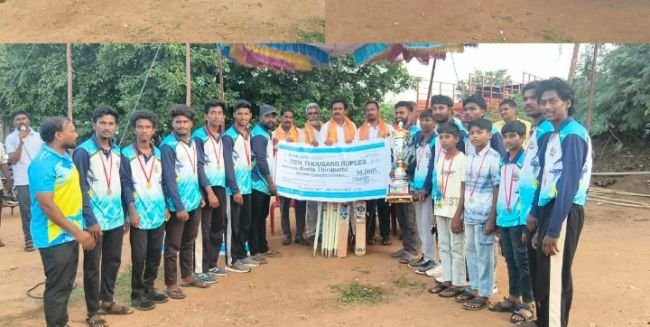 క్రికెట్ విజేత లగన్స్ జట్టు