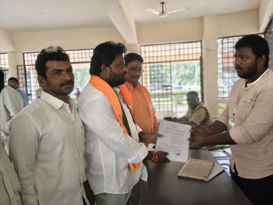 రేపల్లె జెడ్పీటీసీ బరిలో బీజేపీ అభ్యర్థి జుజ్జవరపు సురేష్‌