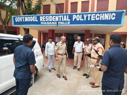 జెడ్పీటీసీ నామినేషన్ల ప్రక్రియ సజావుగా సాగాలి : జిల్లా ఎస్పీ ధీరజ్ కునుబిల్లి ఆదేశం