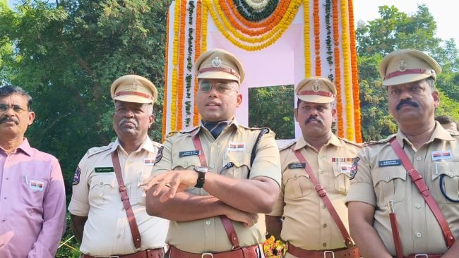 పోలీస్ అమరుల త్యాగాలు మరువలేనిది