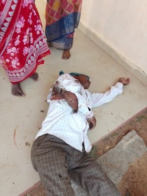 స్తంభంపై విధి నిర్వహణ.. ప్రాణాల పైకి తెచ్చిన విద్యుత్ షాక్! భద్రత చర్యలపై ప్రశ్నలు!