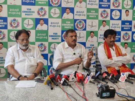 ప్రజాస్వామ్యం పై కూటమికి నమ్మకం లేదు
