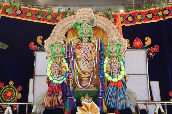 *స్వర్ణగిరిలో వైభవోపేతంగా  పవిత్రోత్సవ సందడి!*