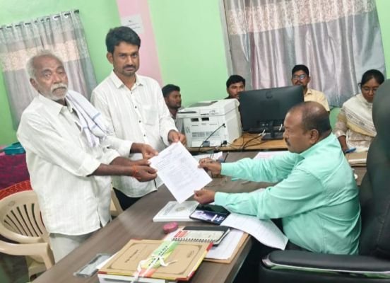 మర్రిపాడులో 2 నామినేషన్లు దాఖలు
