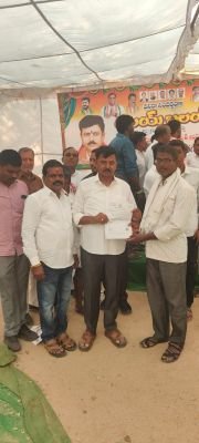 పేదల ఆరోగ్యానికి ప్రభుత్వం కృషి ఎమ్మెల్యే డాక్టర్ సంజీవరెడ్డి
