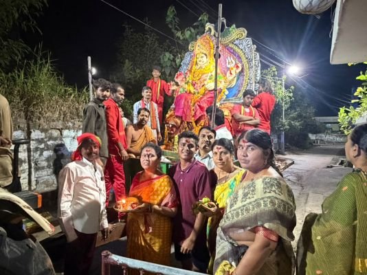 అంగరంగ వైభవంగా దుర్గామాత నిమజ్జనం.