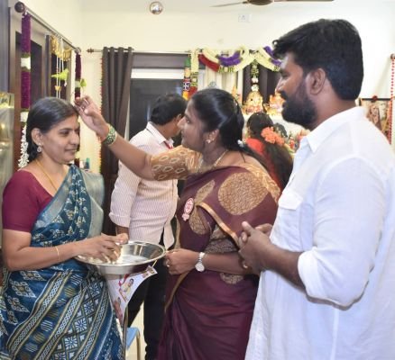 అభివృద్ధిని గమనించండి…21వ డివిజన్ లో గాజు గ్లాసు గుర్తుపై ఓటు వేయండి