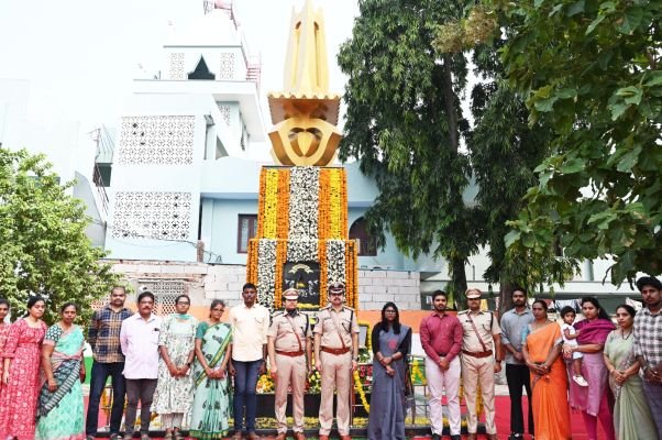 పోలీస్ అమర వీరుల త్యాగాలు చిరస్మరణీయం