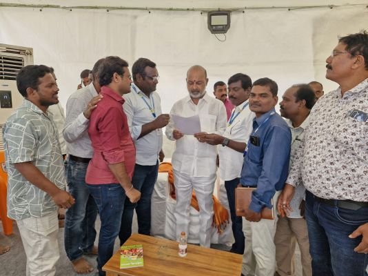 బీఎస్‌ఎన్‌ఎల్ ఉద్యోగుల వేతన సవరణకు కృషి చేస్తా ...  కేంద్ర హోంశాఖ సహాయ మంత్రి బండి సంజయ్ కుమార్‌
