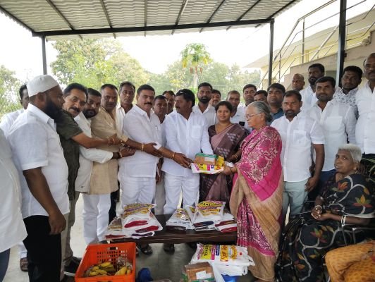 ఘనంగా మున్సిపల్ చైర్మన్ ప్రవీణ్ కుమార్ జన్మదిన వేడుకలు