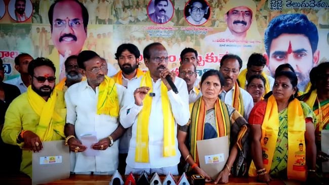 క్రమశిక్షణ తప్పితే సస్పెన్షన్ వేటు  -- జిల్లా టిడిపి అధ్యక్షులు, ఎమ్మెల్యే బడేటి చంటి హెచ్చరిక