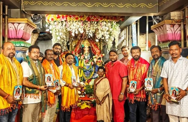  గాంధీనగర్ డివిజన్,ఎస్ఆర్టి లోని  నల్లపోచమ్మ,శ్రీ ఉప్పలమ్మా దేవాలయంలో శమీ పూజ.. 