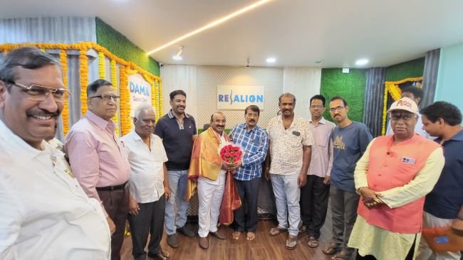 డామా గ్యాస్ట్రో క్లినిక్ ప్రారంభోత్సవం ముఖ్యఅతిథిగా హాజరైన జనసేన రాష్ట్ర నాయకులు ముమ్మారెడ్డి ప్రేమకుమార్