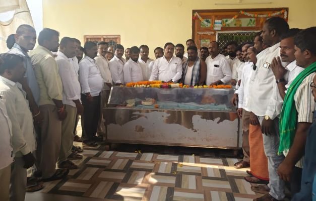 కొల్లూరి లక్ష్మమ్మ మృతి పట్ల మాజీ మంత్రి ఎర్రబెల్లి సంతాపం