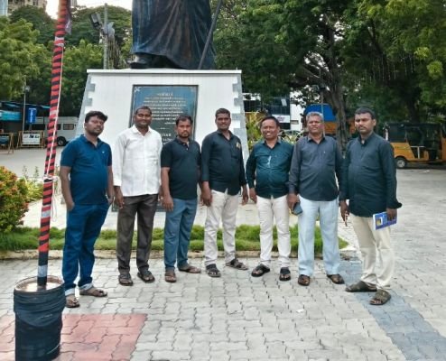 పేరియర్ విజ్ఞాన యాత్రలో పాల్గొన్న నాయకులు పాల్గొన్న నాయకులు