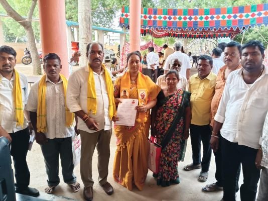 డబ్బాకుపల్లి, పెంటేలవారిగూడెం ఎంపీటీసీ అభ్యర్థిగా పెంటేల స్వప్న నామినేషన్