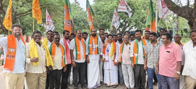 కొడిగేనహళ్లి-2 ఎంపీటీసీ స్థానానికి బీజేపీ తరఫున బంగారు చంద్ర నామినేషన్