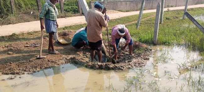 సూర్య కథనానికి స్పందన - కదిలిన అధికారులు - పైప్ లికేజి సమస్య పై చర్యలు
