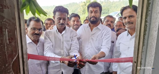 బుగ్గారం లో గ్రంథాలయాన్ని ప్రారంభించిన ఎమ్మెల్యే అనిల్ జాదవ్