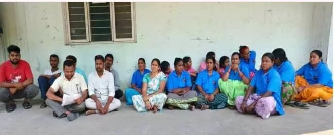 కార్మికుల సమస్యలు పరిష్కరించాలి
