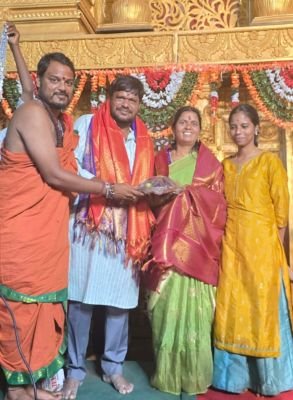 చంద్రధనలో అమ్మవారి ముక్కుపుడక రూ.1,76,001కు వేలం