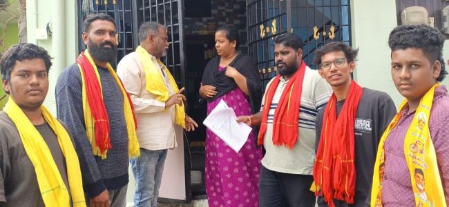 పలమనేరు 25వ వార్డులో జోరుగా టీడీపీ ప్రచారం