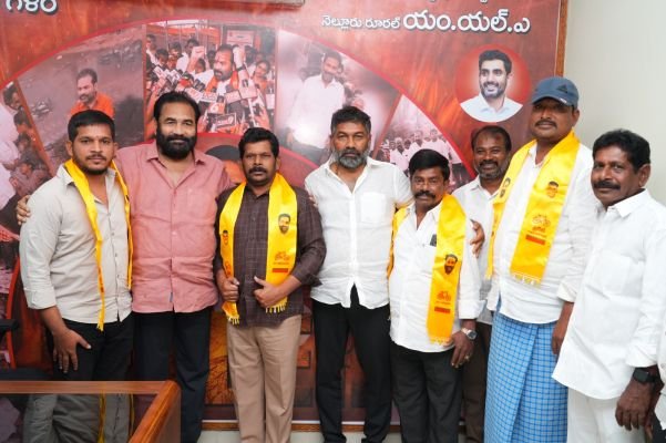 నెల్లూరు రూరల్‌లో వైసీపీకి మరో దెబ్బ..