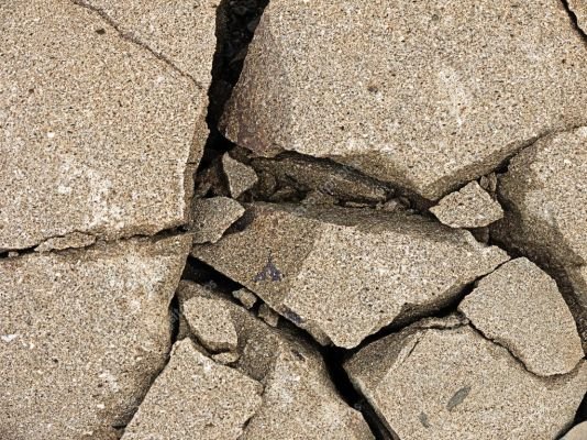 రాతి కడీలు ధ్వంసం-ఇద్దరిపై కేసు