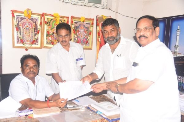 టీడీపీ జెడ్పిటిసి అభ్యర్థిగా వంటేరు వేణుగోపాల్ రెడ్డి