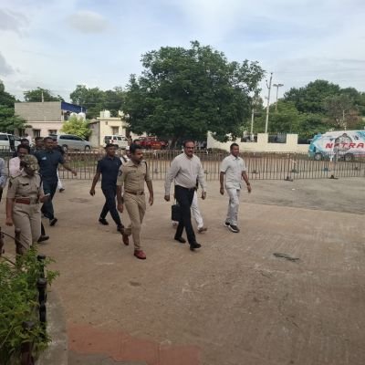 కడప జిల్లా పరిషత్ లో జరుగుతున్న నామినేషన్ ప్రక్రియను పరిశీలించిన జిల్లా కలెక్టర్ ఎస్పీ 