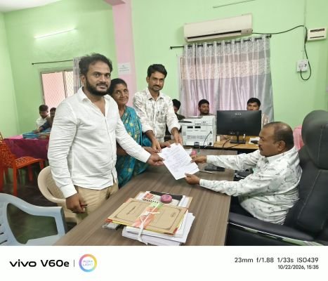 మర్రిపాడులో 30 నామినేషన్లు దాఖలు