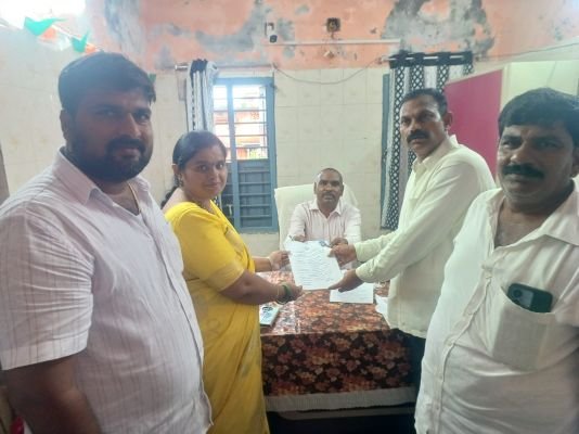  వైయస్సార్సీపి నుంచి 18 , టిడిపి నుంచి 12  దాఖలు