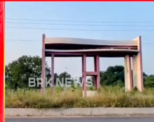 ప్రభుత్వ భూముల పోరులో ఎర్రజెండాల ఎంట్రీ!