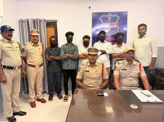 *శాంతిభద్రతలకు విఘాతం కలిగిస్తూ, ప్రజాప్రతినిధుల చిత్రపటాల దహనం: 6 గురిపై కేసు నమోదు*
