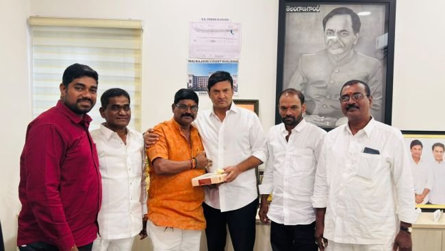ఎమ్మెల్యే మర్రి, నందికంటి శ్రీధర్ లకు దసరా శుభాకాంక్షలు