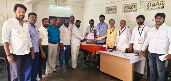మల్లికార్జున నగర్ ట్రెజరర్‌గా ఉడుత శ్రీకాంత్ నామినేషన్  - కాలనీ అభివృద్ధి, పారదర్శకమైన ఆర్థిక నిర్వహణే ప్రధాన లక్ష్యం : ఉడుత శ్రీకాంత్