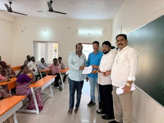 బిఆర్ఎస్ ఎమ్మెల్సీ అభ్యర్థి ని  గెలిపించండి