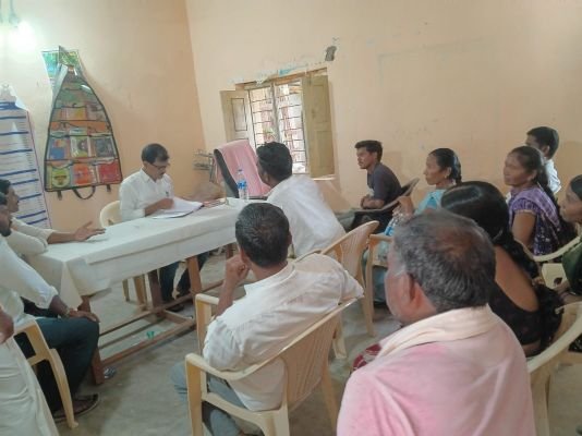 కర్జెల్లి లో నిధుల దుర్వినియోగంపై విచారణ వేగవంతం -  డి ఎల్ పి ఓ హరిప్రసాద్