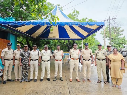 ఆత్మకూరులో నామినేషన్స్ చివరి రోజు భారీగా పోలీసు బందోబస్తు