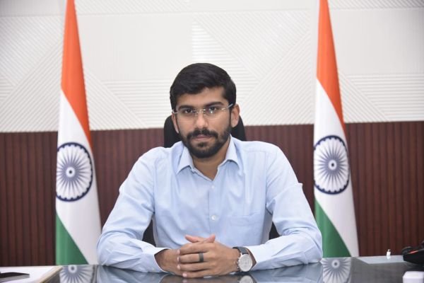 జడ్పీటీసీ/ ఎంపిటిసి నామినేషన్లు వేసే అభ్యర్థులకు ఎవరైనా ఆటంకం కలిగిస్తే కఠిన చర్యలు.. అనంతపురం జిల్లా కలెక్టర్  జిల్లా ఎన్నికల అధికారి ఓ.ఆనంద్