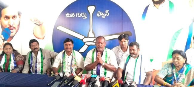 సేవ శూన్యం.. కలెక్షన్లలో ముందంజ: కూటమి అభ్యర్థిపై మద్దాల ఫైర్