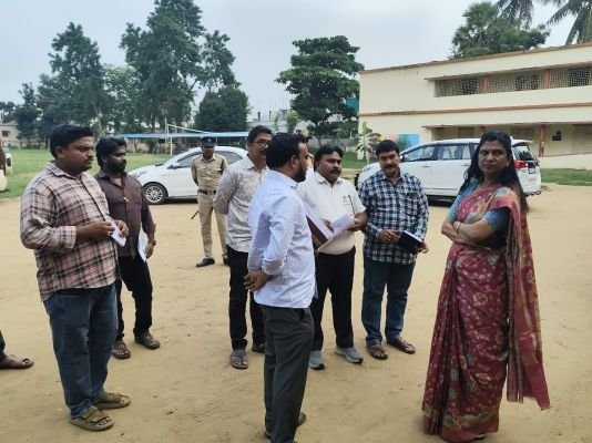 నామినేషన్లు ప్రక్రియను పరిశీలించిన అబ్జర్వర్ ప్రశాంతి