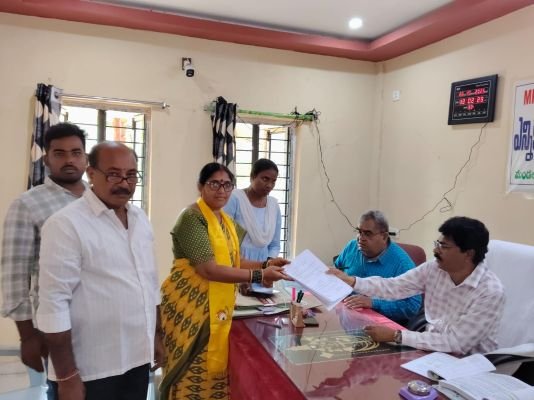 17 ఎంపీటీసీ స్థానాలకు  86 నామినేషన్లు