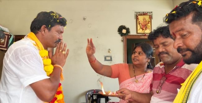 17 వ వార్డు లో బుడుమూరి ప్రచార జోరు   * అడుగడుగునా మహిళా ఆదరణ *