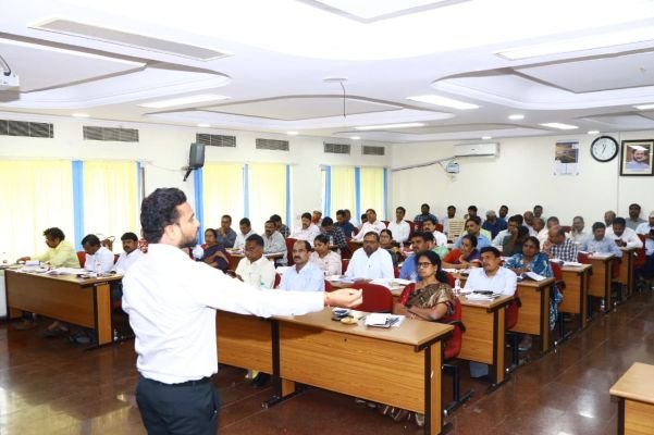 జనగణన పై జిల్లా, డివిజన్ స్థాయిలో శిక్షణ తరగతులు.... ముఖ్య ప్రణాళిక అధికారి శ్రీనివాస్ నాయక్.